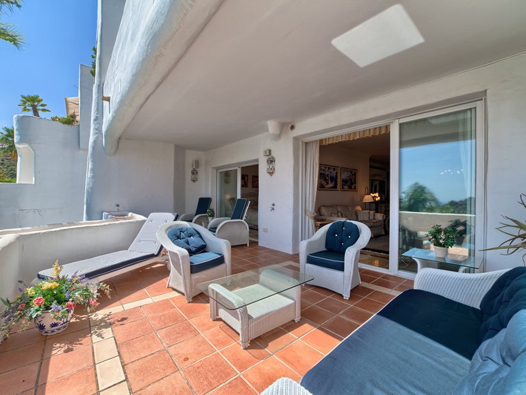 Apartment for Sale in Benahavis Malaga 4