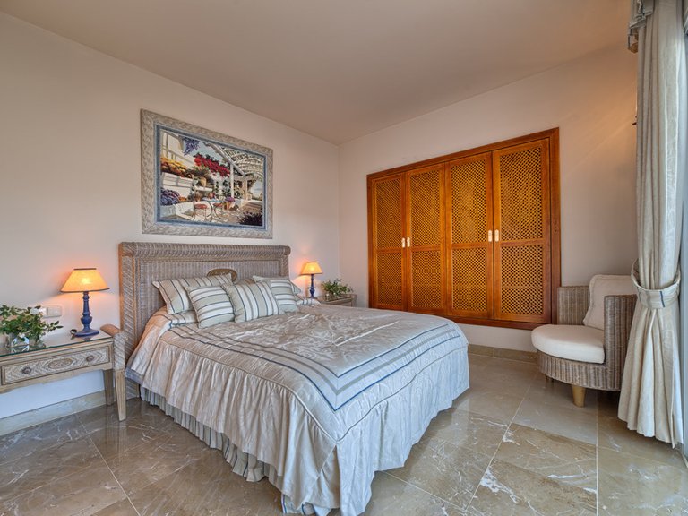 Apartment for Sale in Benahavis Malaga 11