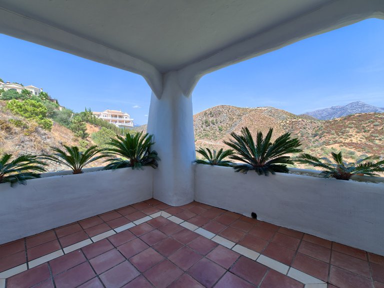 Apartment for Sale in Benahavis Malaga 13