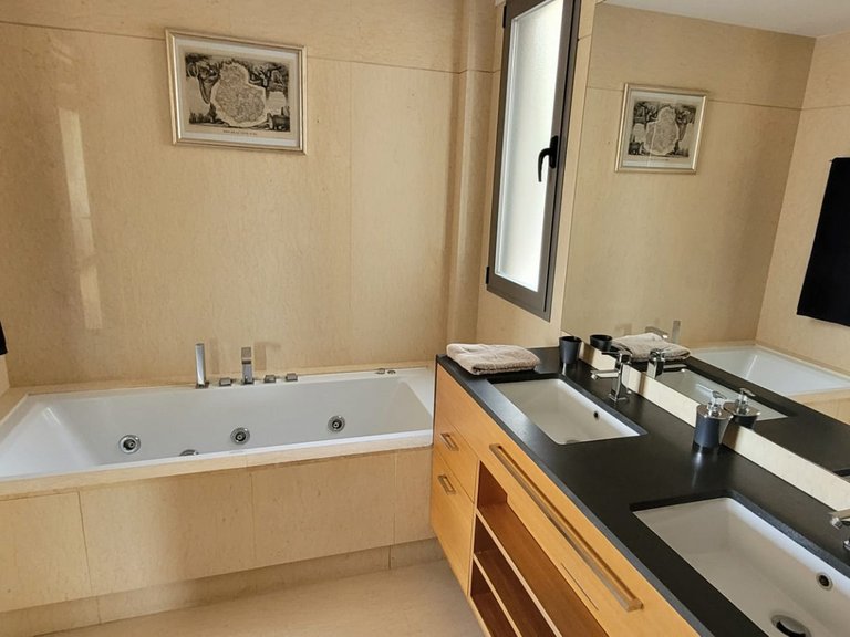 Apartment for Sale in Benahavis Malaga 16