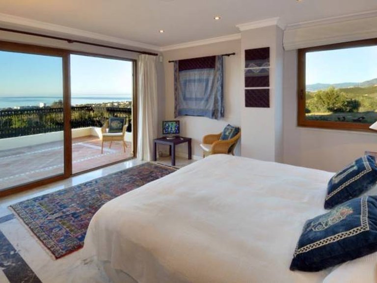 Villa for Sale in Marbella Este Malaga 4