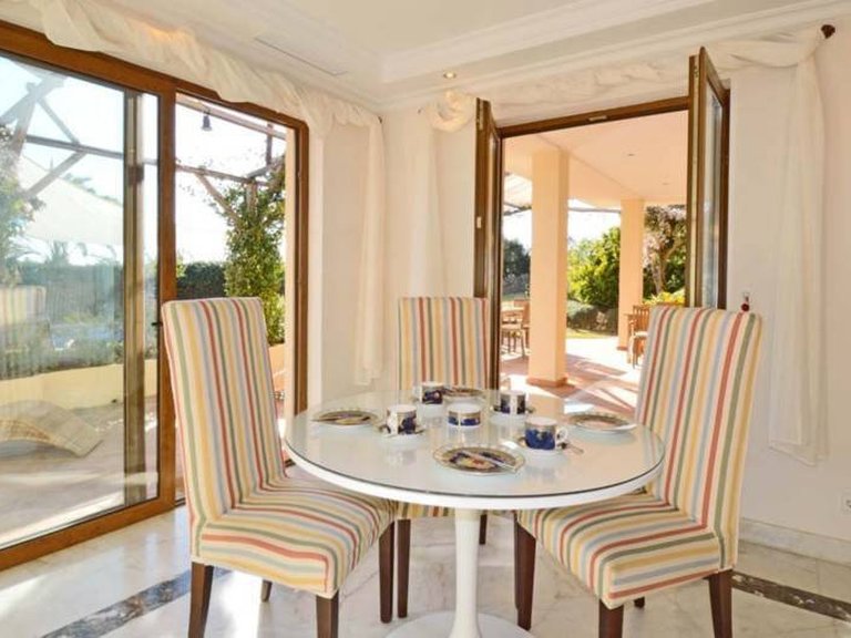 Villa for Sale in Marbella Este Malaga 11