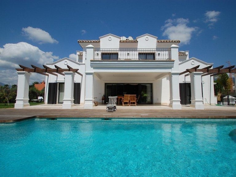 Villa for Rent in Marbella Golden Mile Malaga 1