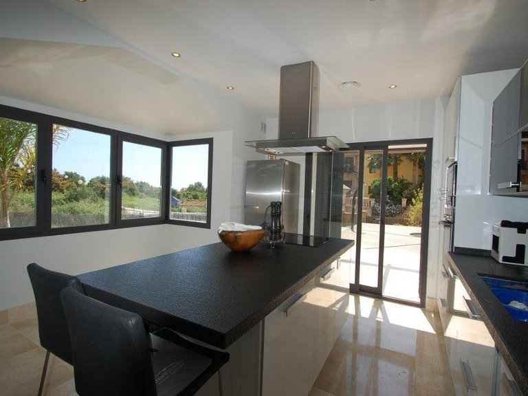 Villa for Rent in Marbella Golden Mile Malaga 8