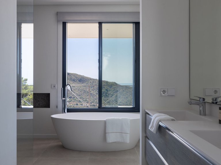 Villa for Sale in Benahavis Malaga 6