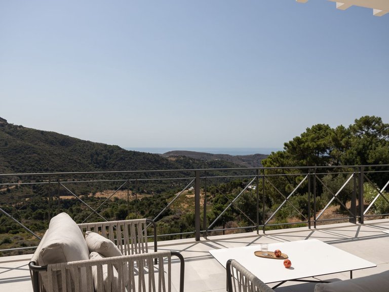 Villa for Sale in Benahavis Malaga 16