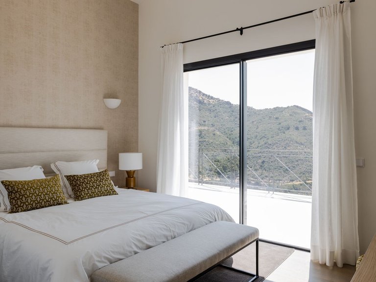 Villa for Sale in Benahavis Malaga 11