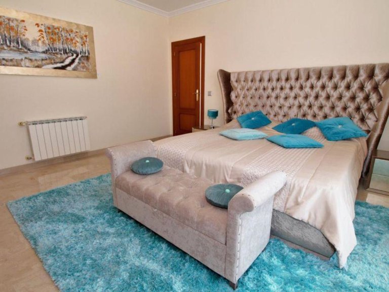 Villa for Sale in Estepona Malaga 9