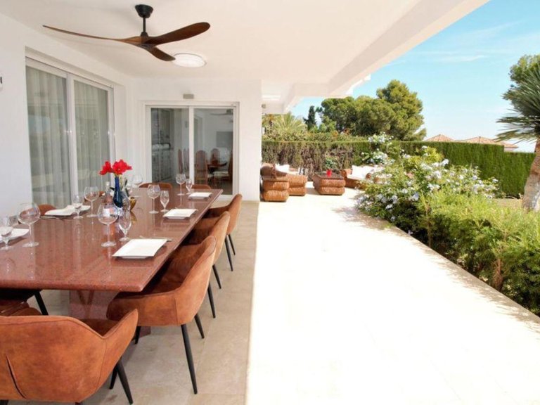 Villa for Sale in Estepona Malaga 3