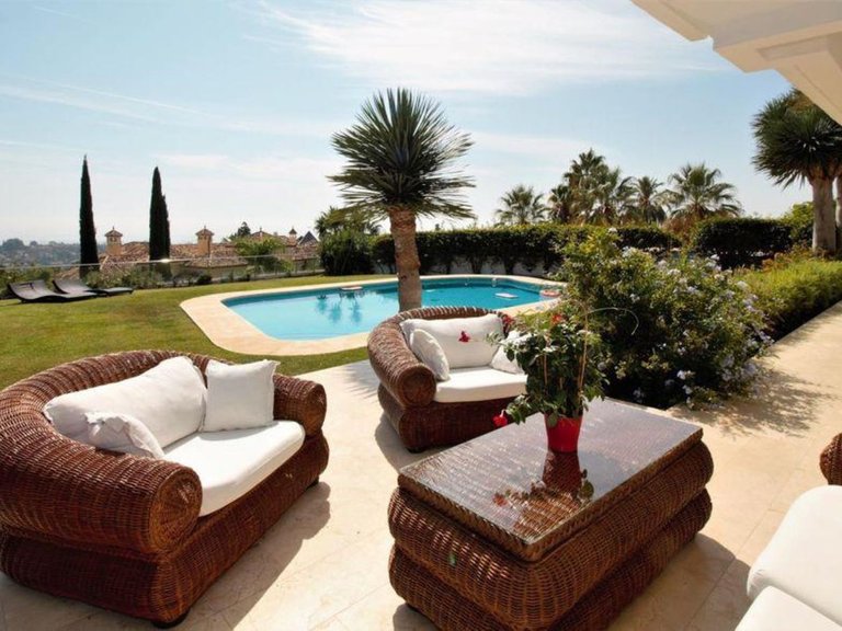 Villa for Sale in Estepona Malaga 6