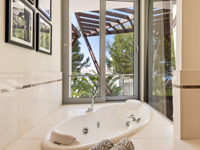 Town House for Sale in Marbella Golden Mile Malaga 6