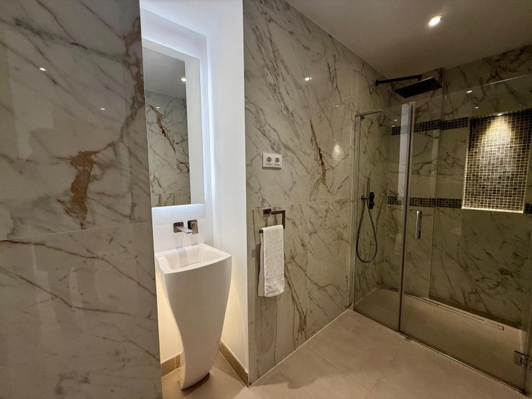 Apartment for Sale in Nueva Andalucia Malaga 6