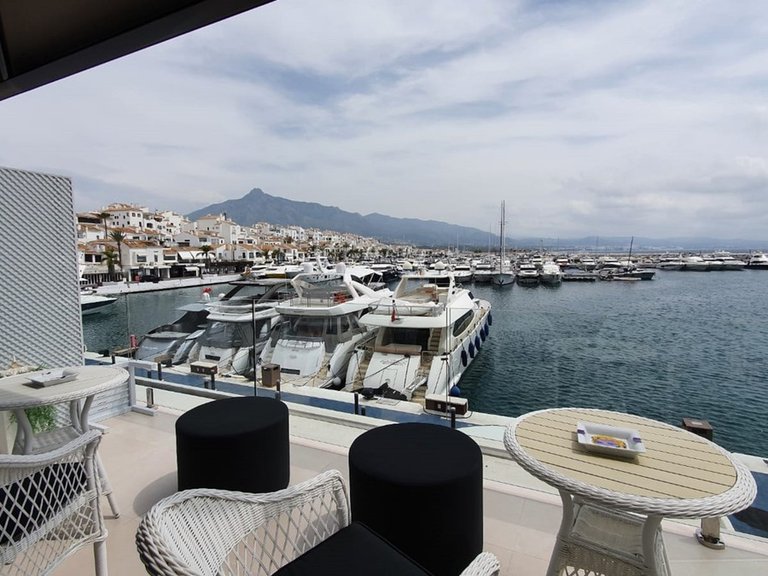Apartment for Sale in Marbella - Puerto Banus Malaga 1