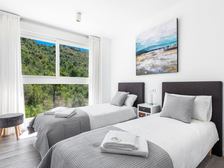 Penthouse for Sale in Benahavis Malaga 10