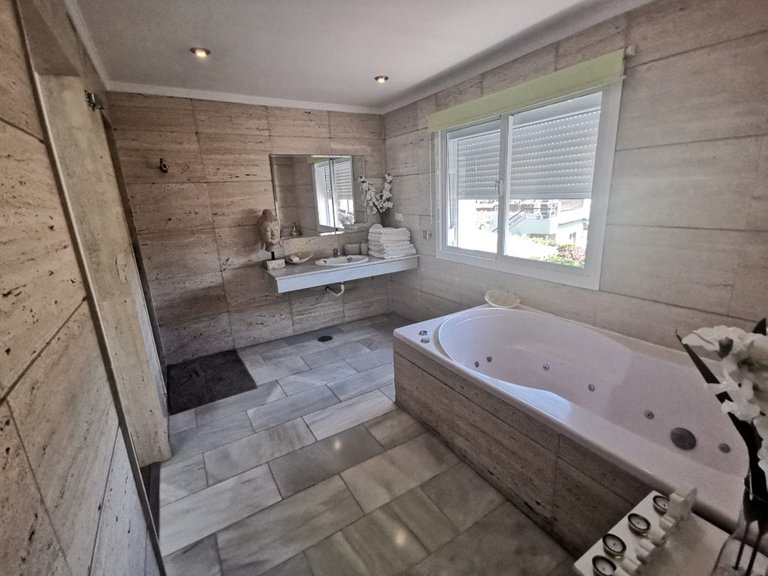 Villa for Rent in San Pedro De Alcantara Malaga 10
