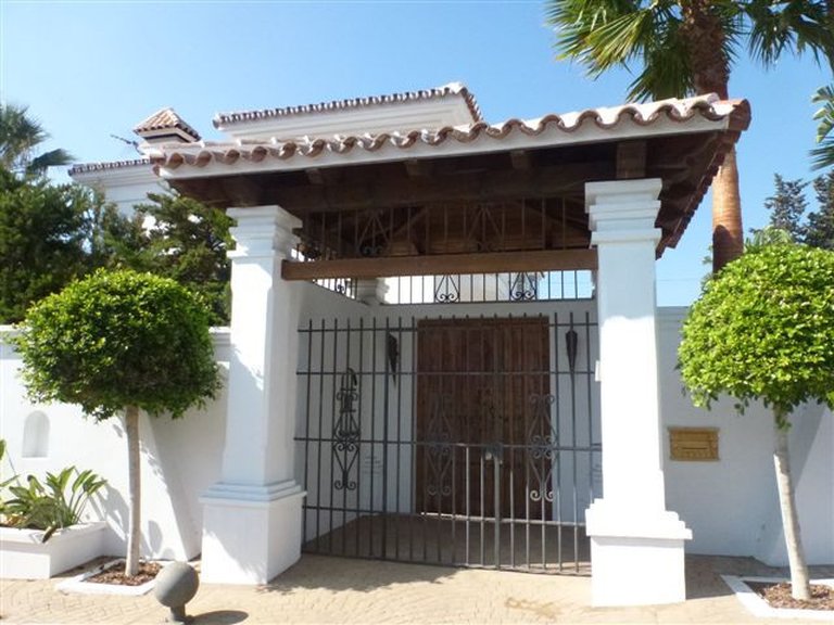 Villa for Rent in San Pedro De Alcantara Malaga 18