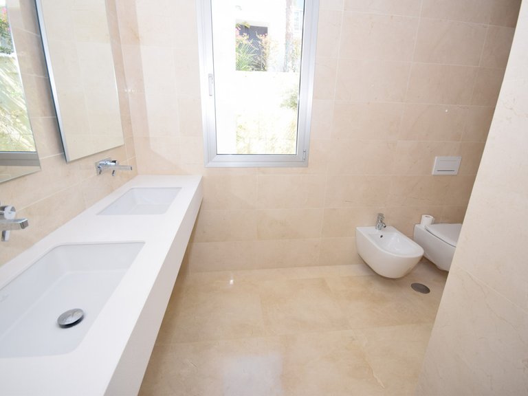 Villa for Sale in Marbella Malaga 11