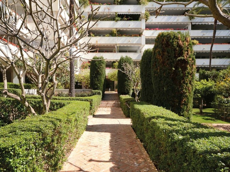 Apartment for Sale in Marbella Malaga 27