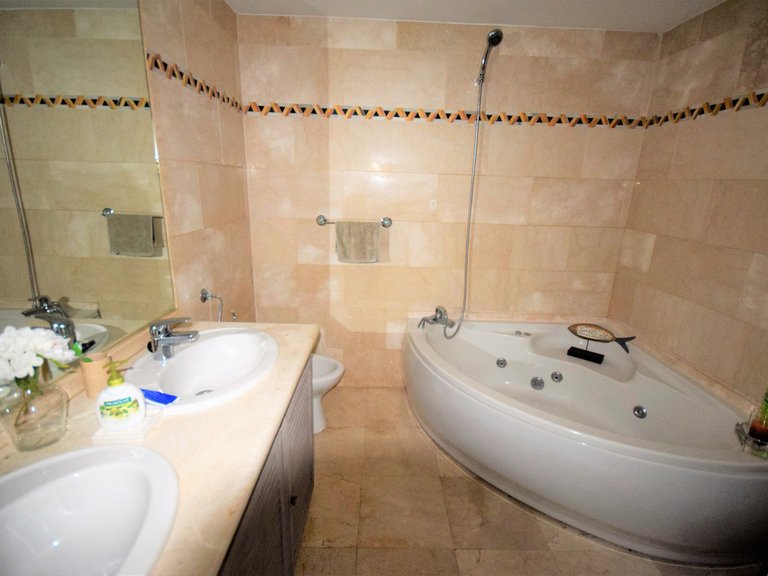 Apartment for Sale in Nueva Andalucia Malaga 8