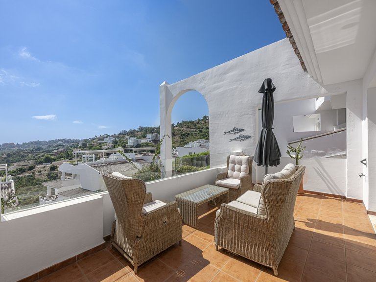 Apartment for Sale in Marbella Este, Malaga 22
