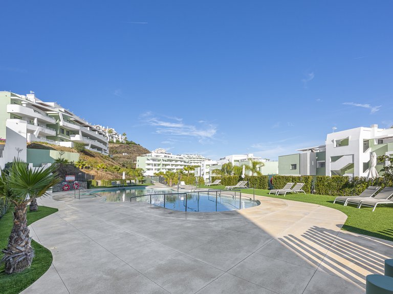 Apartment for Sale in Mijas Costa, Malaga 38