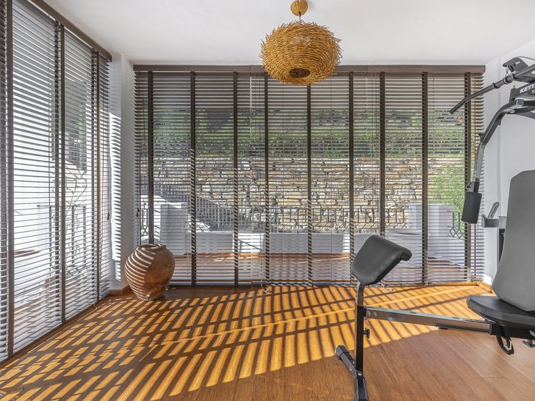 Apartment for Sale in Marbella Este, Malaga 18