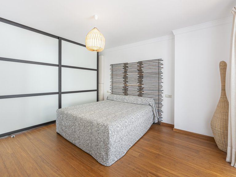 Apartment for Sale in Marbella Este, Malaga 16