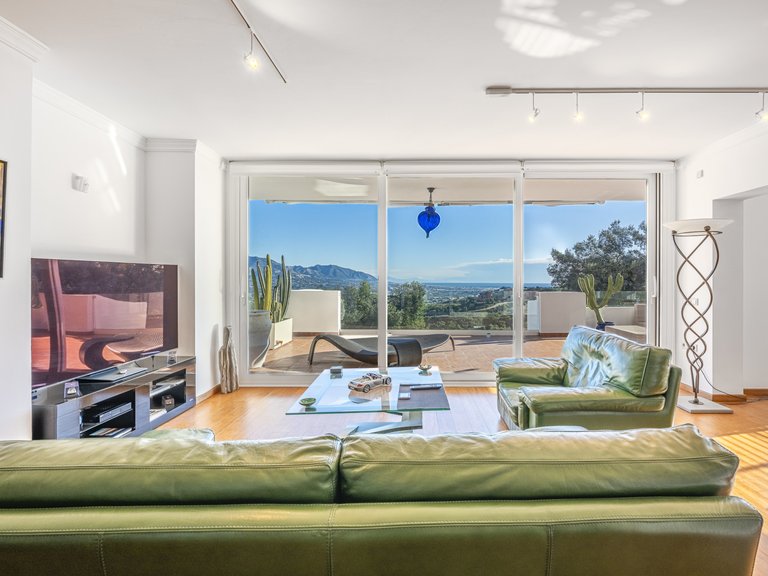 Apartment for Sale in Marbella Este, Malaga 27