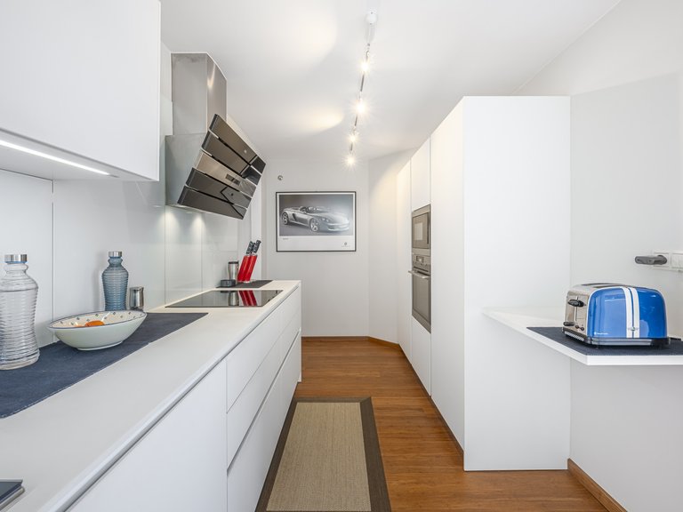 Apartment for Sale in Marbella Este, Malaga 10