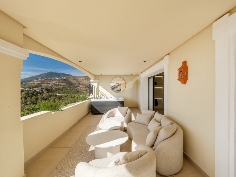 Penthouse for Sale in Marbella, Malaga 33