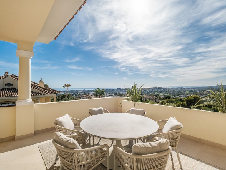 Penthouse for Sale in Marbella, Malaga 31
