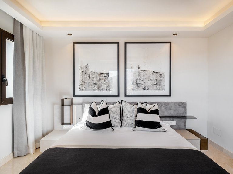 Penthouse for Sale in Marbella, Malaga 13