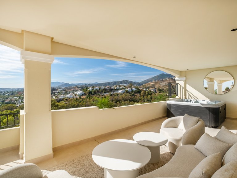 Penthouse for Sale in Marbella, Malaga 29