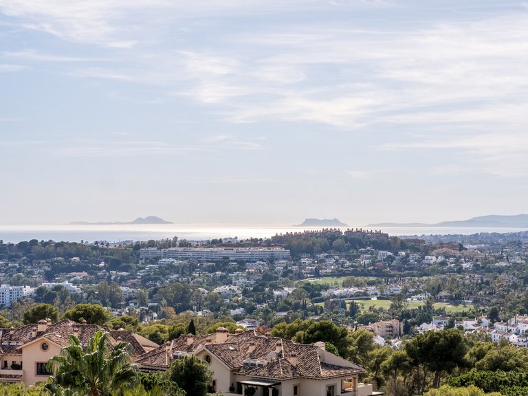 Penthouse for Sale in Marbella, Malaga 37