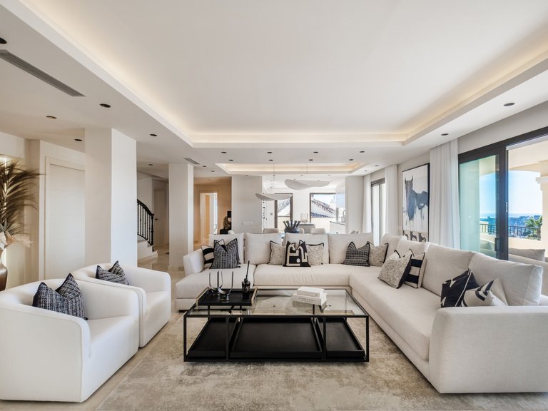 Penthouse for Sale in Marbella, Malaga 26