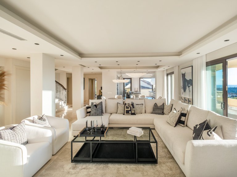 Penthouse for Sale in Marbella, Malaga 40
