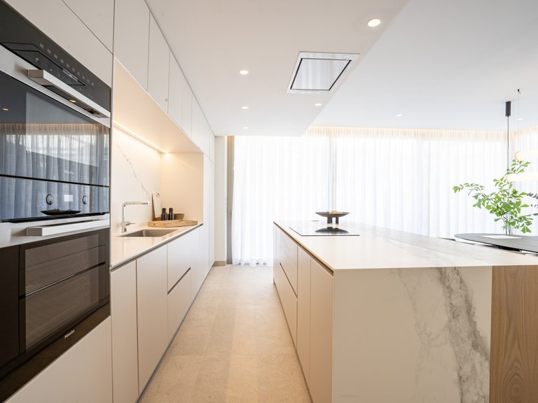 Penthouse for Sale in Benahavis, Malaga 17