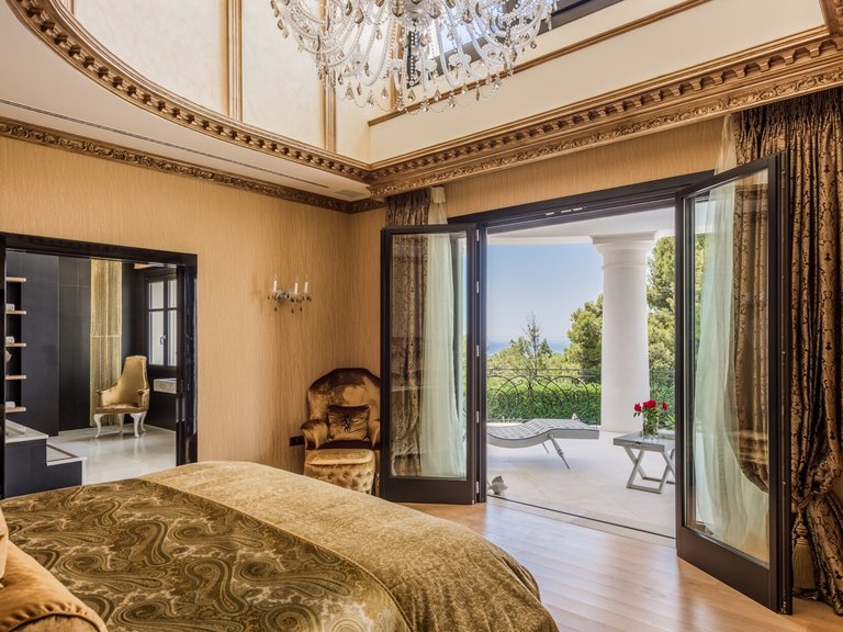 Villa for Sale in Marbella, Malaga 7
