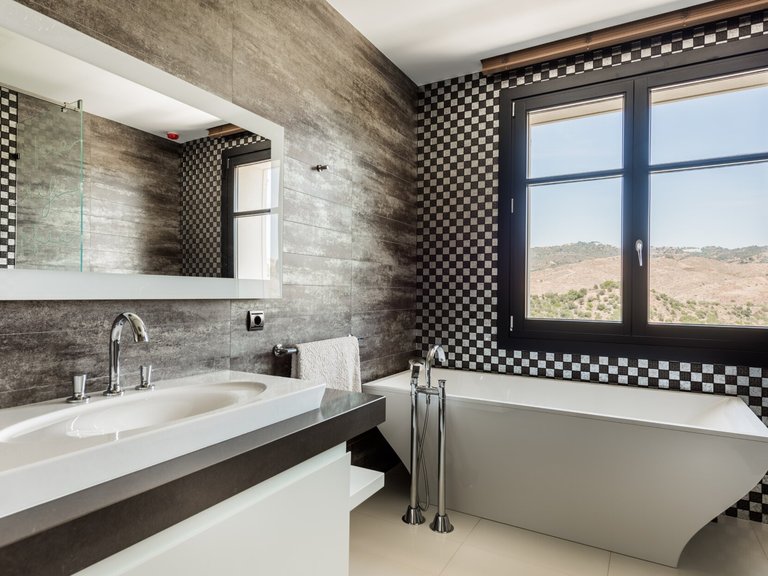 Villa for Sale in Marbella, Malaga 13