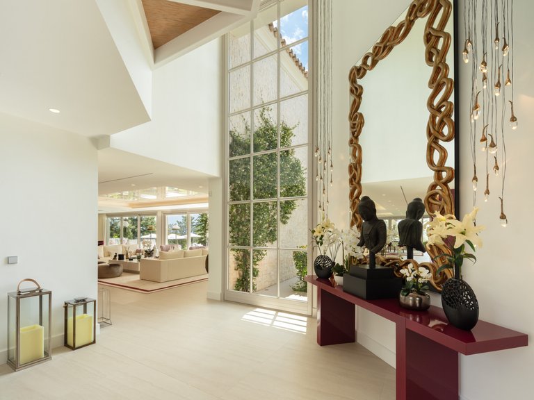 Villa for Sale in Marbella, Malaga 34