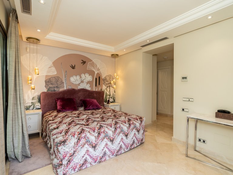 Apartment for Sale in Marbella, Malaga 28