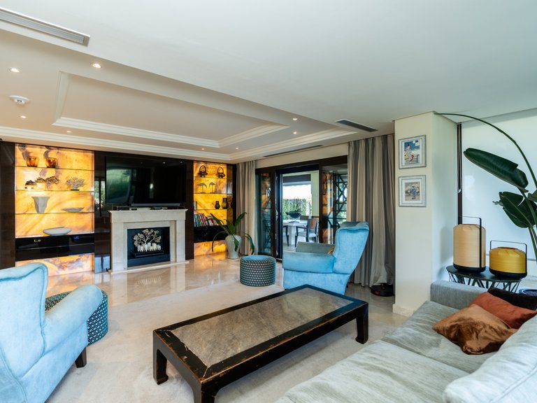 Apartment for Sale in Marbella, Malaga 17