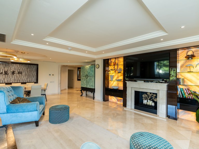 Apartment for Sale in Marbella, Malaga 16