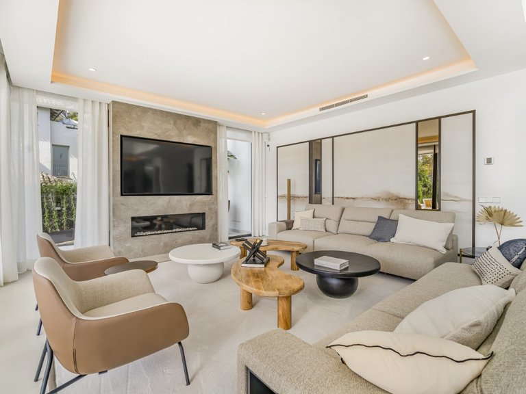 Villa for Sale in Marbella, Malaga 46