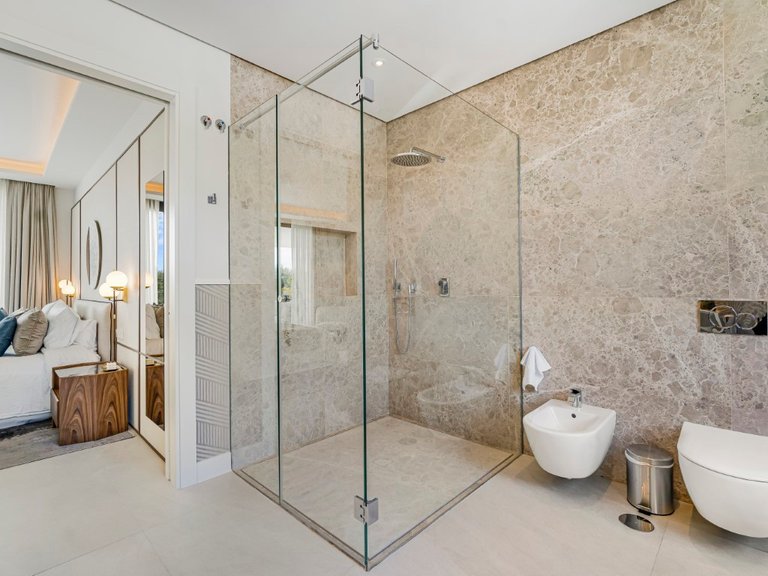 Villa for Sale in Marbella, Malaga 17