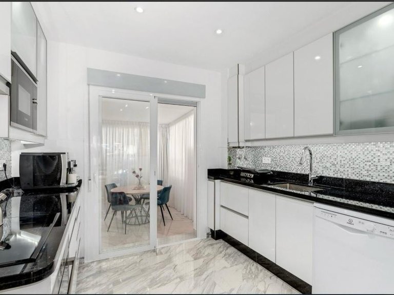Apartment for Sale in Marbella, Malaga 5