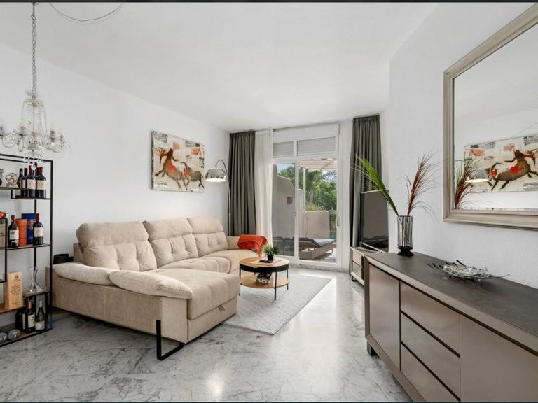 Apartment for Sale in Marbella, Malaga 12