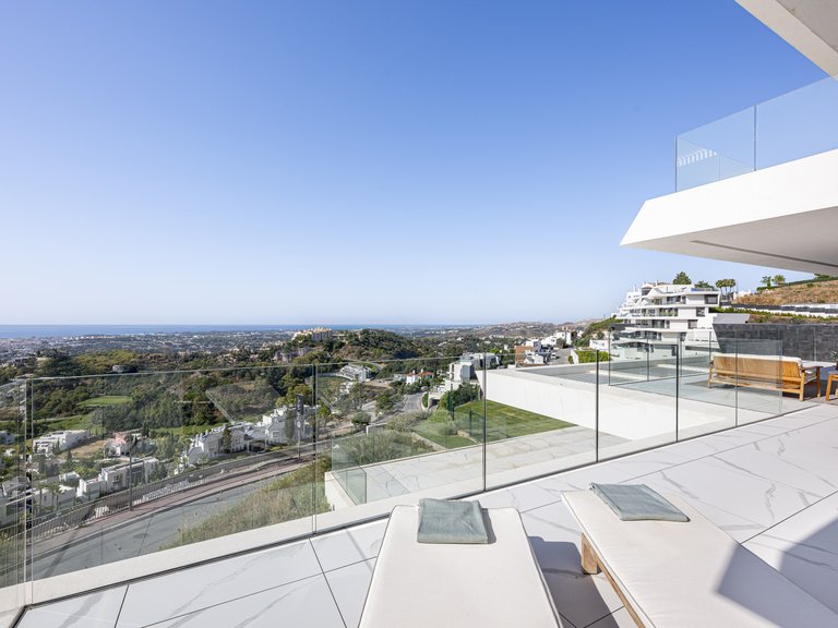 Apartment for Sale in Benahavis, Malaga 31