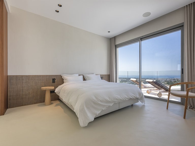 Apartment for Sale in Benahavis, Malaga 14