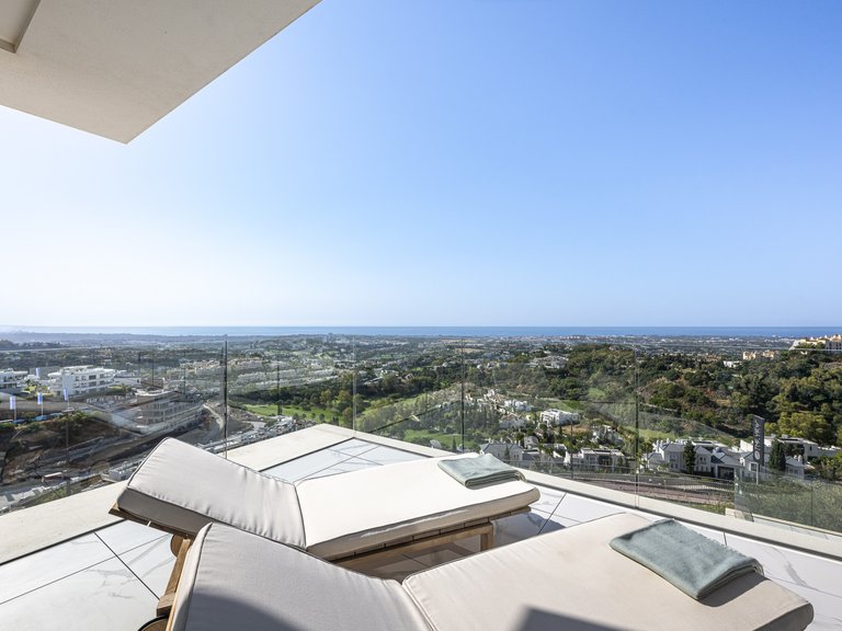 Apartment for Sale in Benahavis, Malaga 1